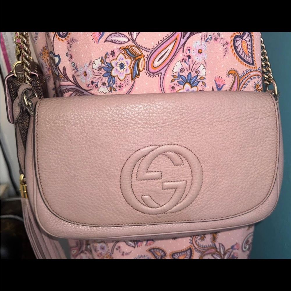 Gucci soho chain shoulder bag
